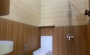 Jual Rumah CANTIK 3 LANTAI plus Kolam Renang di Cigadung Sayap Dago Bandung Utara MURAH