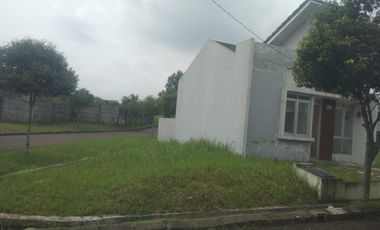 Rumah Hook, SHM, Jual Cepat di Area Premium Citra Maja