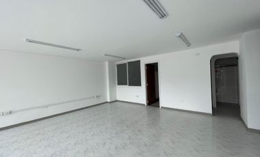 Oficina en renta - Centro de Armenia