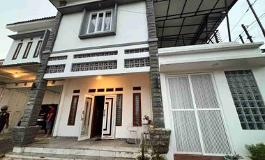 Disewakan Rumah berkolam renang pribadi dekat Citraland Cirebon