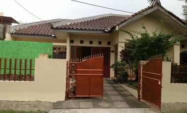 JUAL CEPAT RUMAH CANTIK DI PERUMAHAN BUKIT CIRENDEU