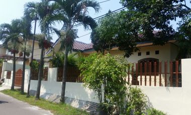 JUAL CEPAT RUMAH CANTIK DI PERUMAHAN BUKIT CIRENDEU