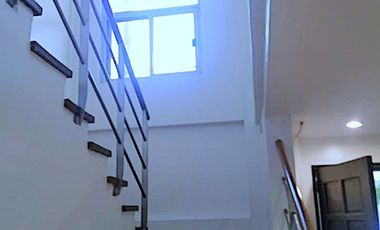 Bayview Village 2-Storey 4-Bedroom Townhouse  with 2 Car Garage Maids' and Driver's Room For Rent or Sale at Tambo Paranaque