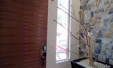 MARAVILLOSA CASA EN VENTA EN EXCLUSIVO CONDOMINIO EN LA PARTE BAJA DE SAN JERÓNIMO