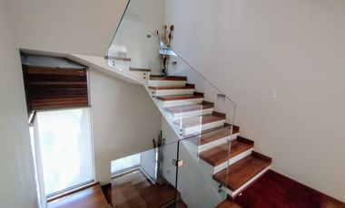 MARAVILLOSA CASA EN VENTA EN EXCLUSIVO CONDOMINIO EN LA PARTE BAJA DE SAN JERÓNIMO