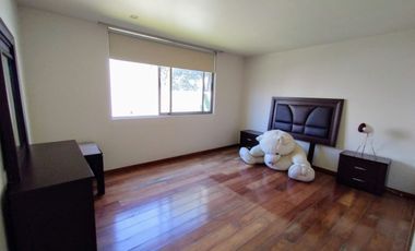 MARAVILLOSA CASA EN VENTA EN EXCLUSIVO CONDOMINIO EN LA PARTE BAJA DE SAN JERÓNIMO