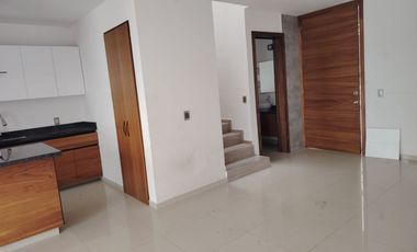 Casa con 120 m² Superficie de Terreno, 3 Recámaras en Renta en Senderos de Monte Verde