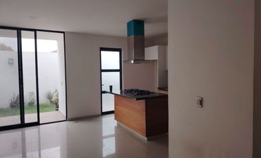 Casa con 120 m² Superficie de Terreno, 3 Recámaras en Renta en Senderos de Monte Verde