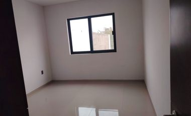 Casa con 120 m² Superficie de Terreno, 3 Recámaras en Renta en Senderos de Monte Verde