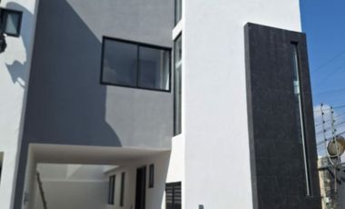 Casa en venta en Fracc Arboledas de San Diego