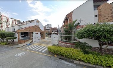 VENDO CASA CONJUNTO RESIDENCIAL VISTA CAMPESTRE EN FLORIDABLANCA