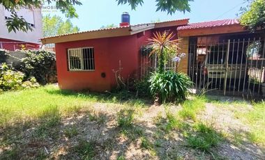 Casa Independiente Santa Teresita - Servicios Conectados - Lote Arbolado