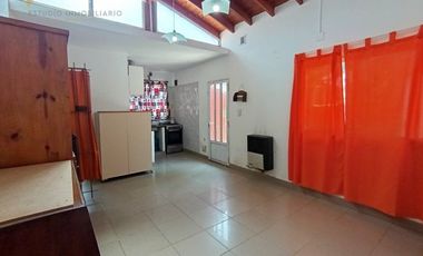 Casa Independiente Santa Teresita - Servicios Conectados - Lote Arbolado