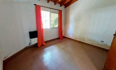 Casa Independiente Santa Teresita - Servicios Conectados - Lote Arbolado