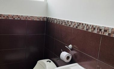 CASA DE ARRIENDO VALLE DE LOS CHILLOS SECTOR CAPELO