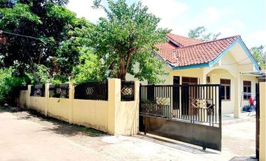 Rumah murah di purwakarta jabar LT.351m SHM msk mobil