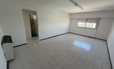 Departamento en venta de 3 dormitorios en Puerto Madryn cerca de la Playa