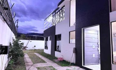 Casa con piscina en venta o permuta, a 1 hora de Pasto Nariño, via el pedregal en conjunto cerrado