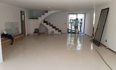 RENTO CASA EN FRACC. LOS FAROLES, CUERNAVACA