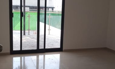 RENTO CASA EN FRACC. LOS FAROLES, CUERNAVACA