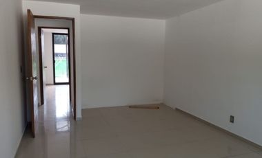 RENTO CASA EN FRACC. LOS FAROLES, CUERNAVACA