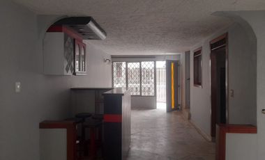 CASA EXTERNA BARRIO FLORALIA