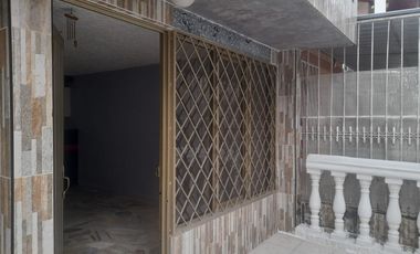 CASA EXTERNA BARRIO FLORALIA