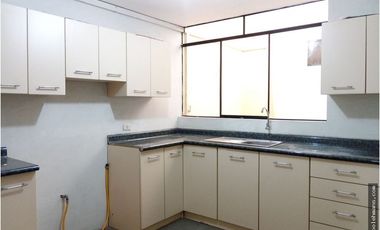 VENDO CASA 3 PISOS VENTANILLA PACHACUTEC CALLAO