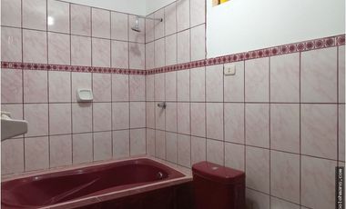 VENDO CASA 3 PISOS VENTANILLA PACHACUTEC CALLAO