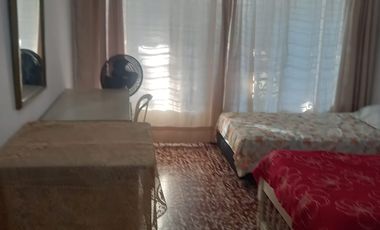 VENDO CASA CON APARTAMENTO EN BARRIO BOSTON AREA DE 300MTS 4 ALCOBAS ENREJADA