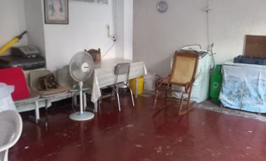 VENDO CASA CON APARTAMENTO EN BARRIO BOSTON AREA DE 300MTS 4 ALCOBAS ENREJADA