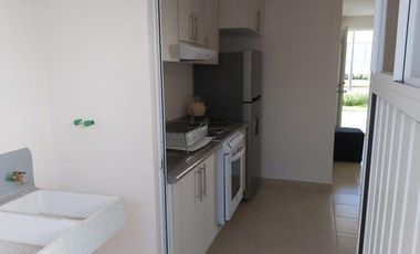 VENTA. Departamento en planta media con 2 recámaras y amenidades, El Rosario