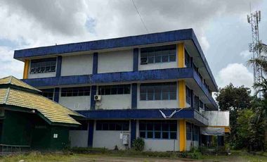 Dijual Gedung Bekas kampus masih terawat di Makassar