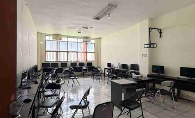 Dijual Gedung Bekas kampus masih terawat di Makassar