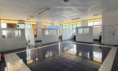 Dijual Gedung Bekas kampus masih terawat di Makassar