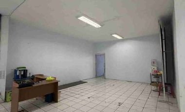 Dijual Gedung Bekas kampus masih terawat di Makassar