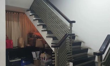Dijual Murah Rumah Mewah di Mekar Wangi, Singgasana