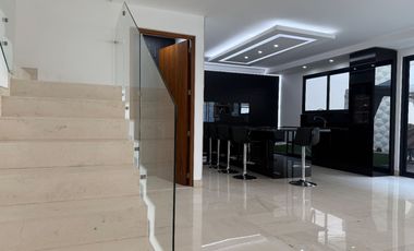 SE VENDE CASA EN CONDOMINIO EN EL CARMEN COYOACAN CALLE VIENA