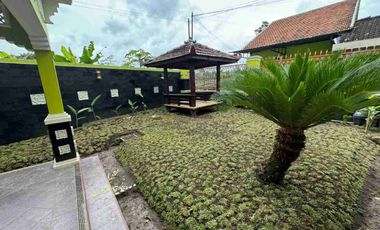 Disewakan Murah Rumah Kantor Besar Luas Sejuk Asri Wedomartani Ngemplak Sleman