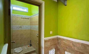 Disewakan Murah Rumah Kantor Besar Luas Sejuk Asri Wedomartani Ngemplak Sleman