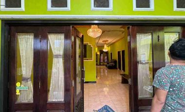 Disewakan Murah Rumah Kantor Besar Luas Sejuk Asri Wedomartani Ngemplak Sleman