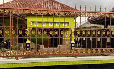 Disewakan Murah Rumah Kantor Besar Luas Sejuk Asri Wedomartani Ngemplak Sleman