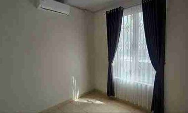 Disewakan Murah Rumah Cantik Dkt Kampus UPN & YKPN Seturan Jogja