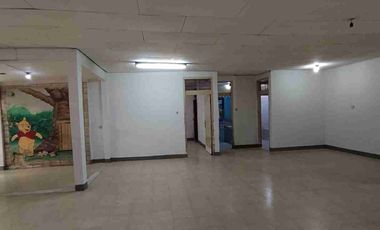 disewakan ruang usaha/ gudang / kantor di holis