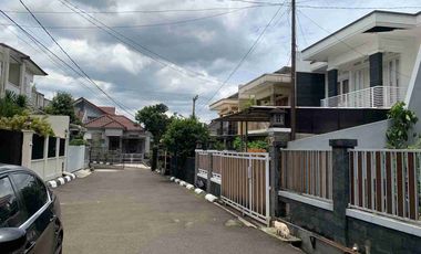 Dijual rumah mewah murah dari harga pasaran! lokasi nyaman & strategis. (VIA LELANG)