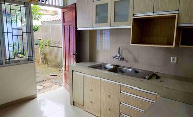 Jual rumah komersial 2 unit, di komplek Depok Mulya 1, deket tol beji Depok