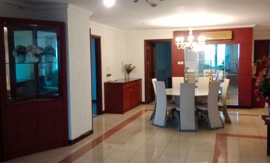 Apartemen Riverside Tower 1B 198m2 4+2KT HGB Semi Furnished Siap Huni