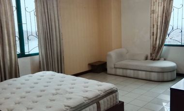 Apartemen Riverside Tower 1B 198m2 4+2KT HGB Semi Furnished Siap Huni