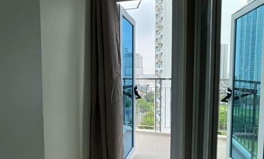 The Trion Tower 3 -  2 Bedroom Fully Furnished  with Balcony