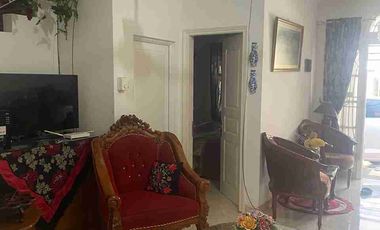 Rumah Cantik Raffles Hills Cibubur Dekat Tol Cibubur & Trans Studio Mall
